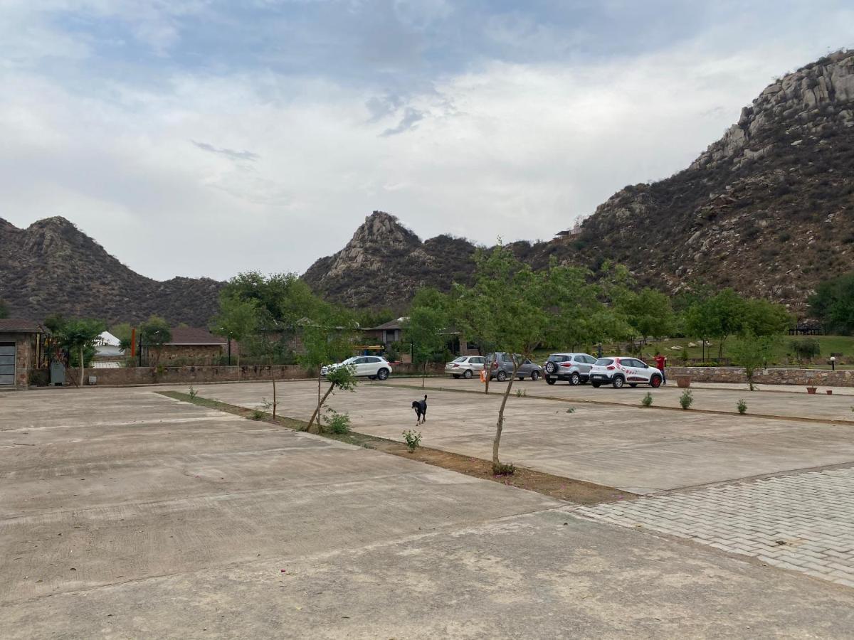 جايبور Grass Field Valley Resort المظهر الخارجي الصورة