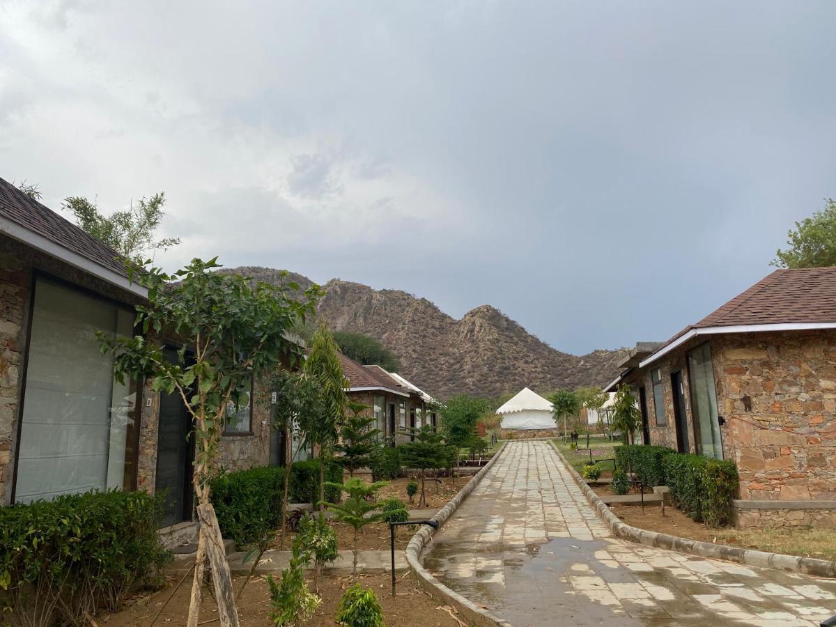 جايبور Grass Field Valley Resort المظهر الخارجي الصورة