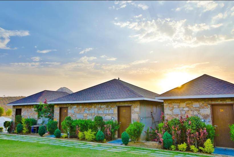 جايبور Grass Field Valley Resort المظهر الخارجي الصورة